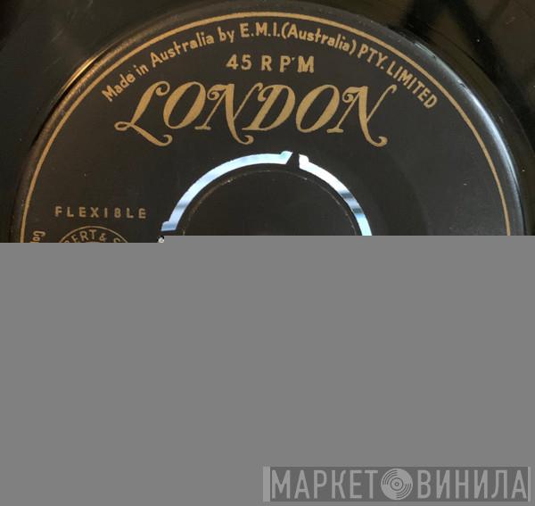  Fats Domino  - Valley Of Tears / It's You I Love