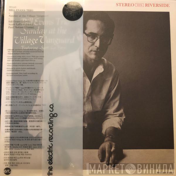 Featuring The Bill Evans Trio  Scott LaFaro  - Sunday At The Village Vanguard