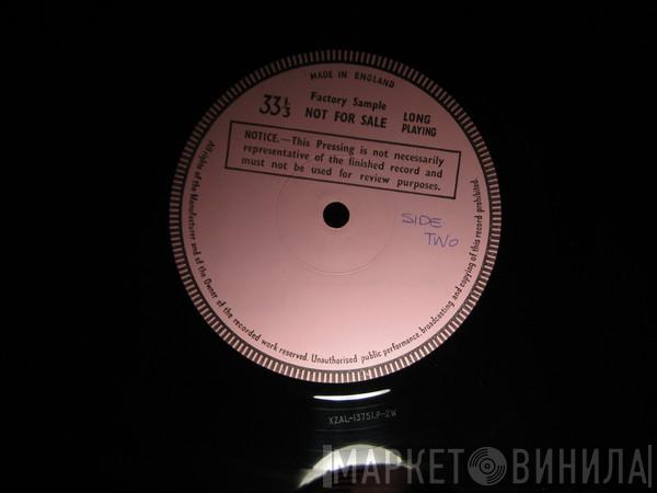 Featuring The Graeme Edge Band  Adrian Gurvitz  - Kick Off Your Muddy Boots