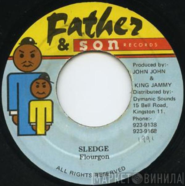  Flourgon  - Sledge
