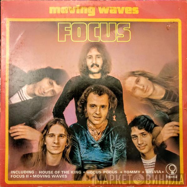 Focus  - Moving Waves