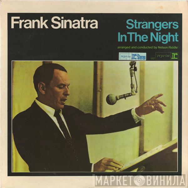Frank Sinatra - Strangers In The Night