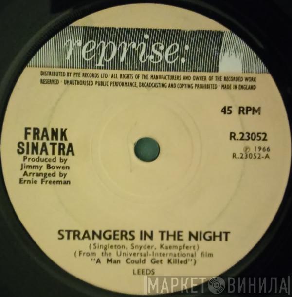  Frank Sinatra  - Strangers In The Night