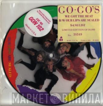  Go-Go's  - We Got The Beat / Our Lips Are Sealed