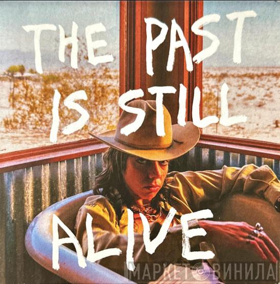 Hurray For The Riff Raff - The Past Is Still Alive