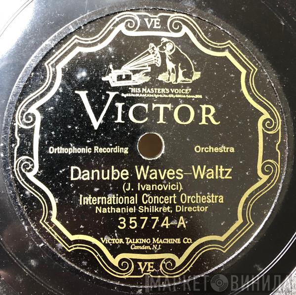  International Concert Orchestra  - Danube Waves / Over The Waves