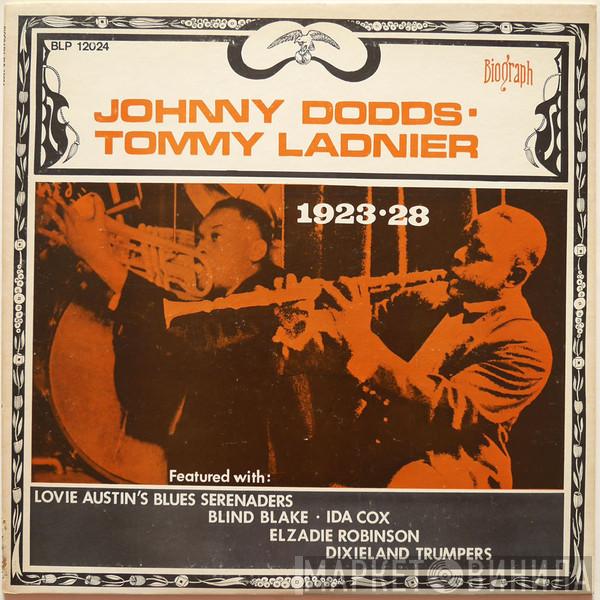 • Johnny Dodds Featured With Tommy Ladnier , Lovie Austin's Blues Serenaders , Blind Blake , Ida Cox , Elzadie Robinson  Dixie-Land Thumpers  - 1923•28