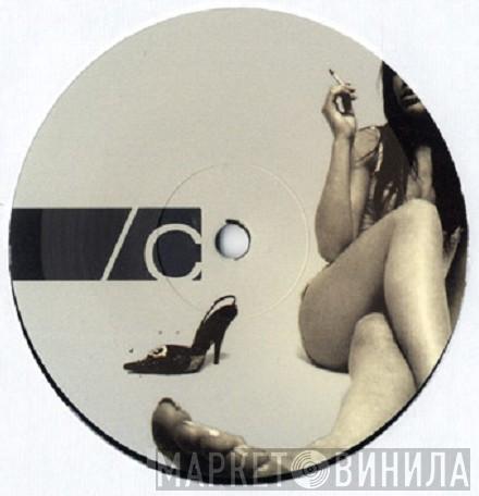  Joy Kitikonti  - C - Love Alien