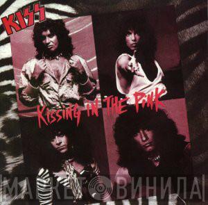  Kiss  - Kissing In The Pink