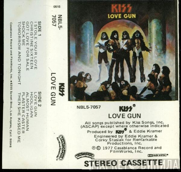  Kiss  - Love Gun