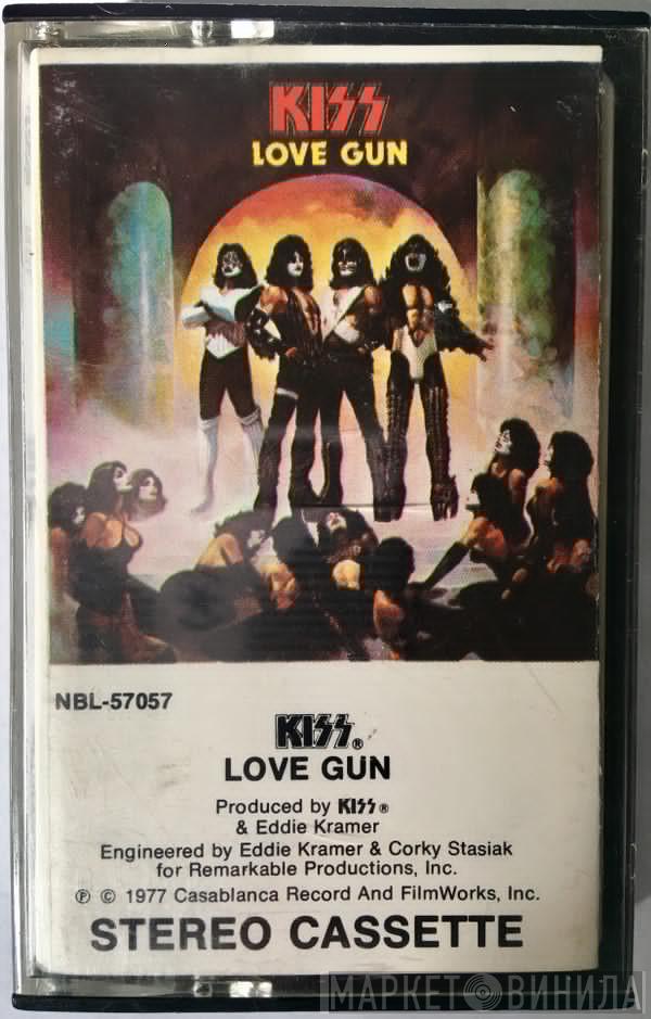  Kiss  - Love Gun