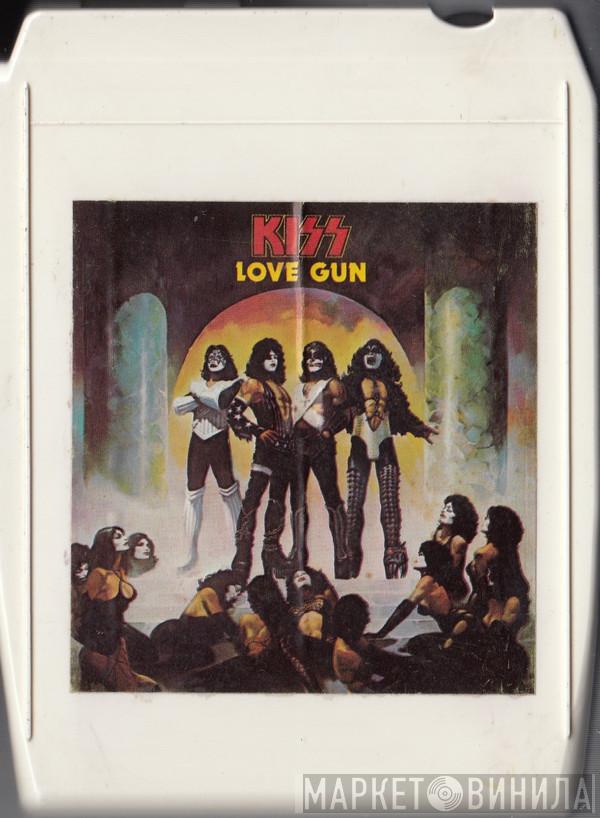  Kiss  - Love Gun