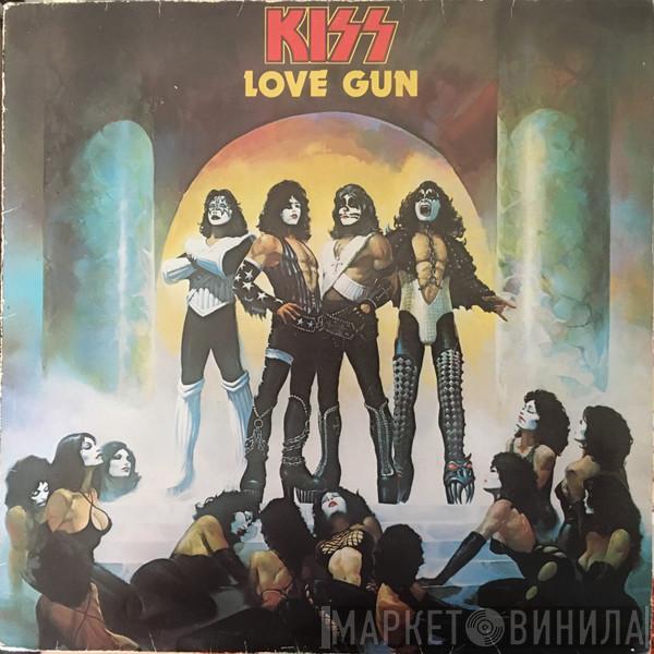  Kiss  - Love Gun