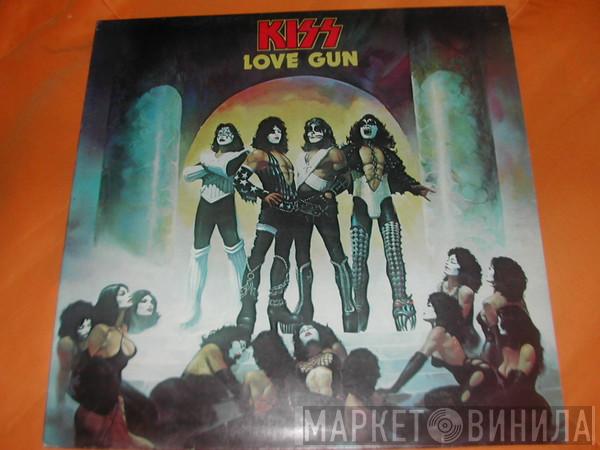  Kiss  - Love Gun