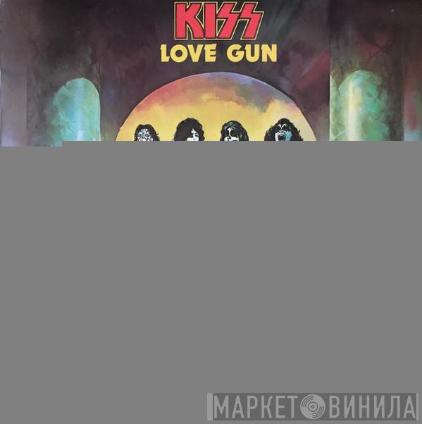  Kiss  - Love Gun