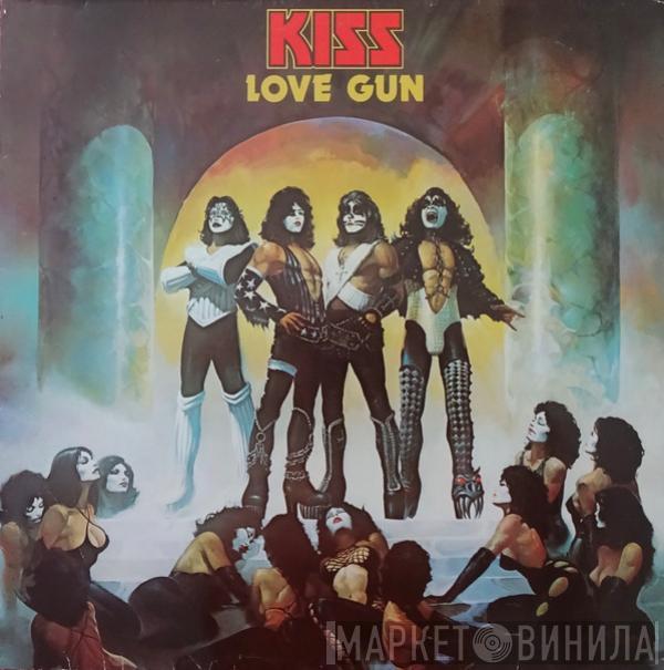  Kiss  - Love Gun