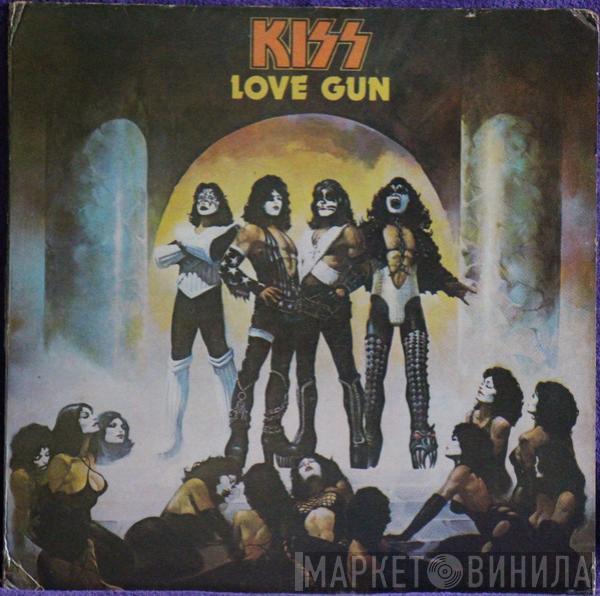  Kiss  - Love Gun
