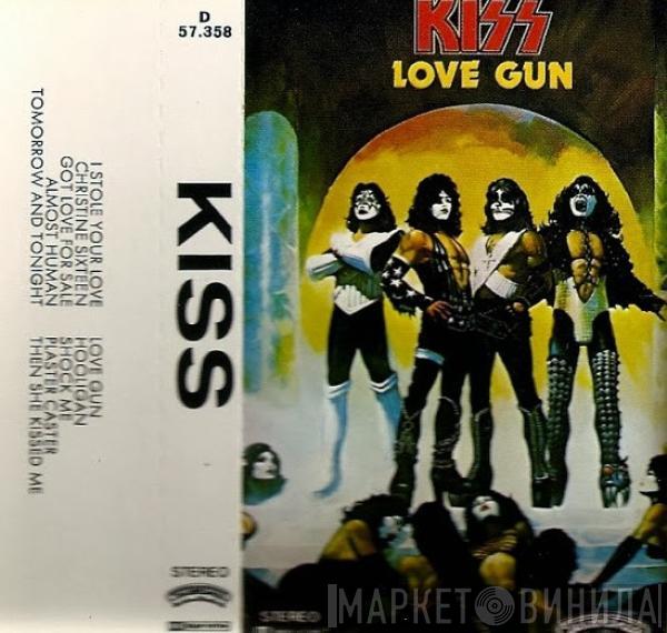  Kiss  - Love Gun