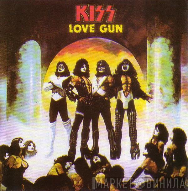  Kiss  - Love Gun