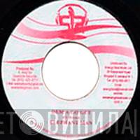 Lady Saw, Pamputae - Some Gal / No Lovie Dovie