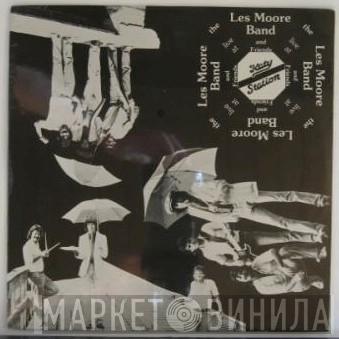 Les Moore  - Live At Katy Station