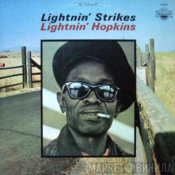  Lightnin' Hopkins  - Lightnin' Strikes