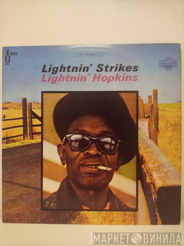  Lightnin' Hopkins  - Lightnin' Strikes