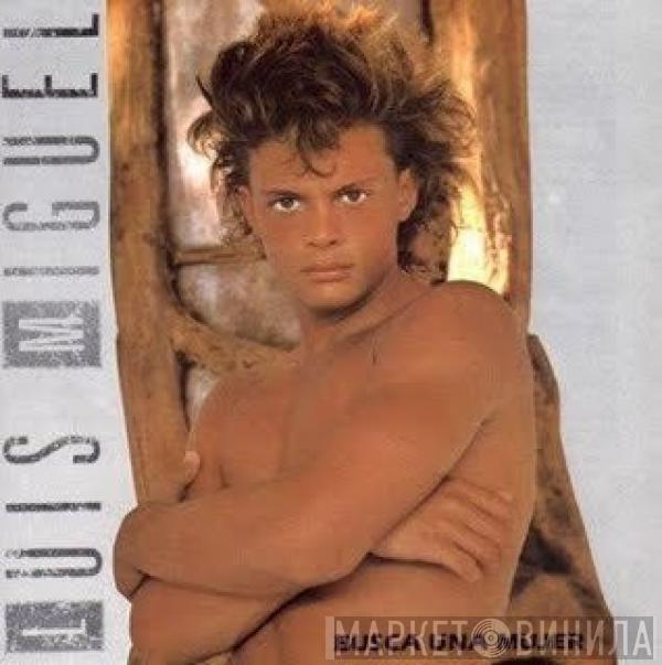 Luis Miguel - Busca Una Mujer