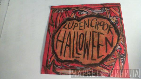  Lupen Crook  - Halloween