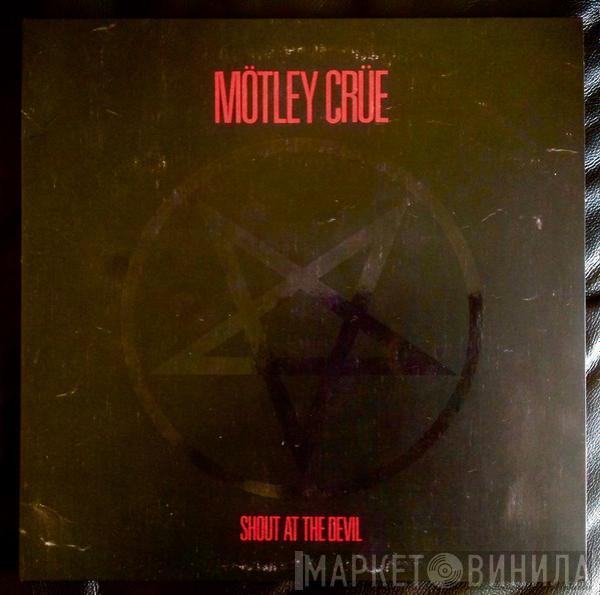  Mötley Crüe  - Shout At The Devil