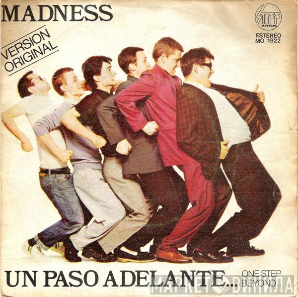 Madness - Un Paso Adelante... = One Step Beyond... (Version Original)