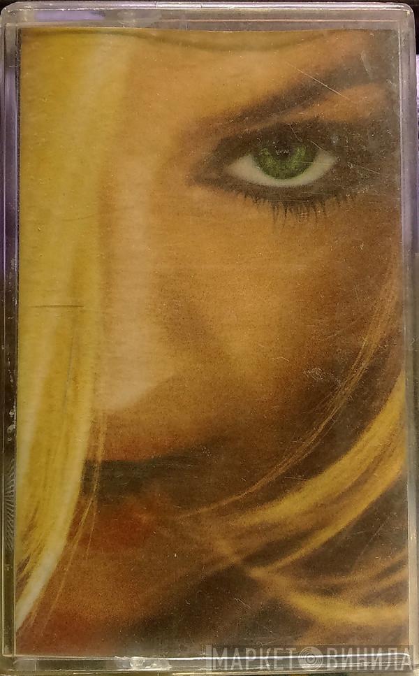  Madonna  - GHV2: Greatest Hits Volume 2