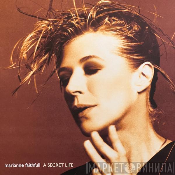 Marianne Faithfull - A Secret Life