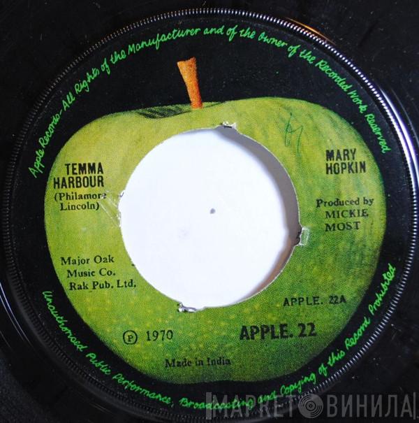  Mary Hopkin  - Temma Harbour