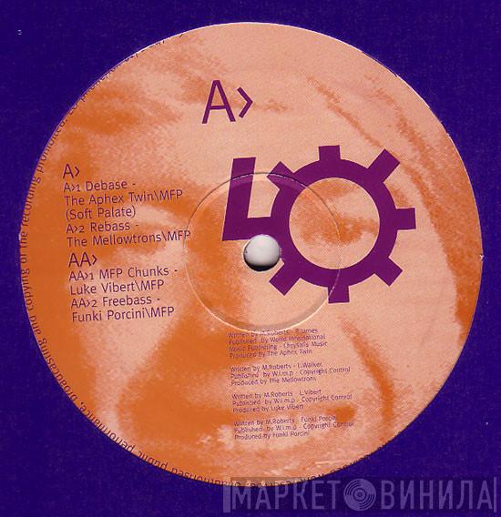Meets The Mike Flowers Pops  Aphex Twin  - The Freebase Connection