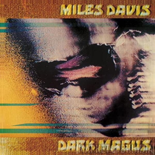  Miles Davis  - Dark Magus:Live At Carnegie Hall