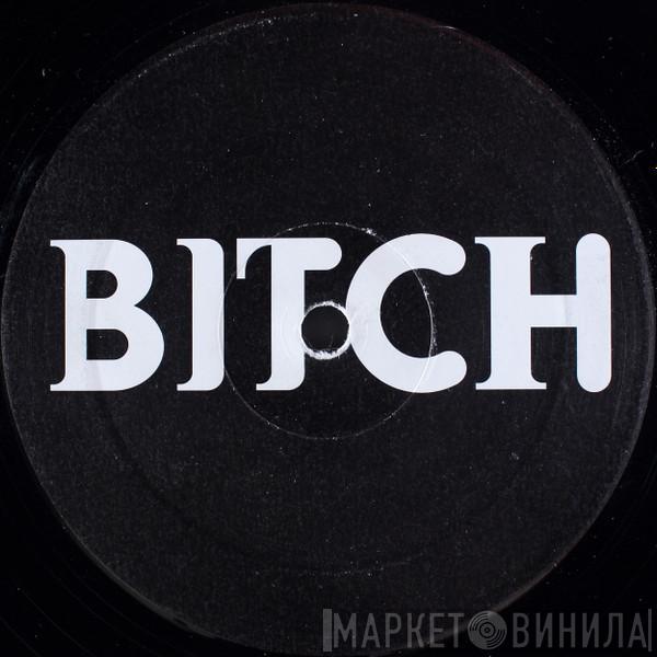  Missy Elliott  - She's A Bitch (DJ Hype DJ SPICE Remix)