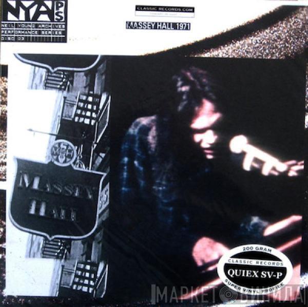 Neil Young - Massey Hall 1971