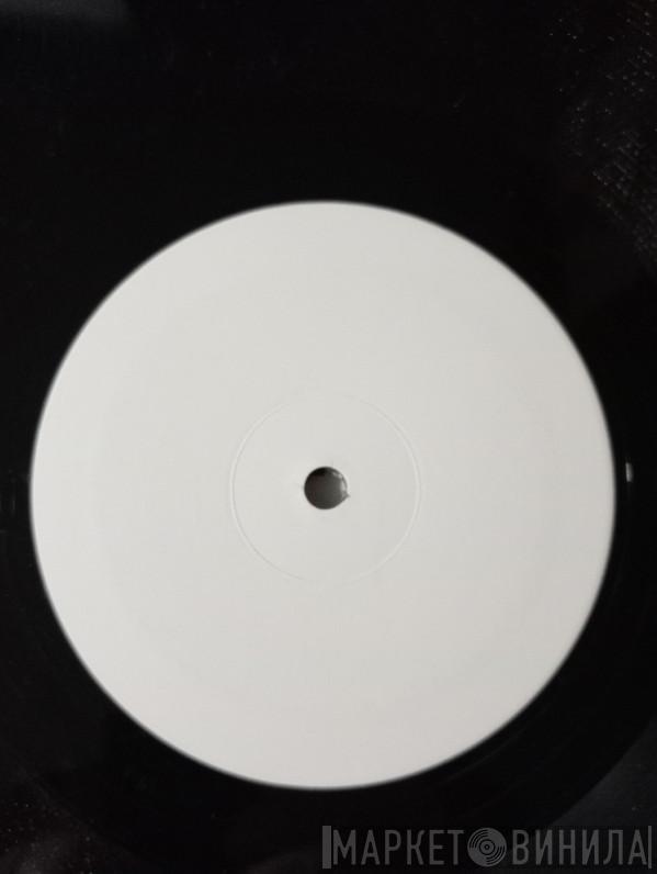 No Love, Zhara Honey - Disconnection