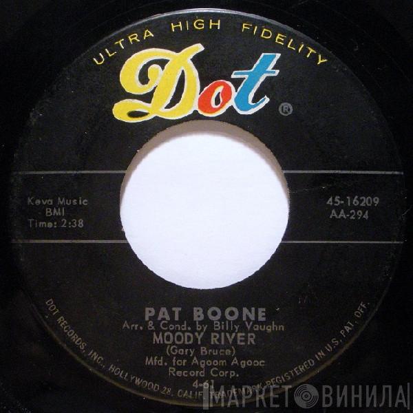 Pat Boone  - Moody River