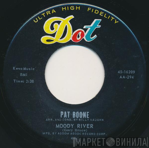 Pat Boone  - Moody River