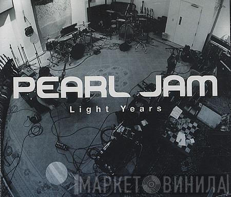  Pearl Jam  - Light Years
