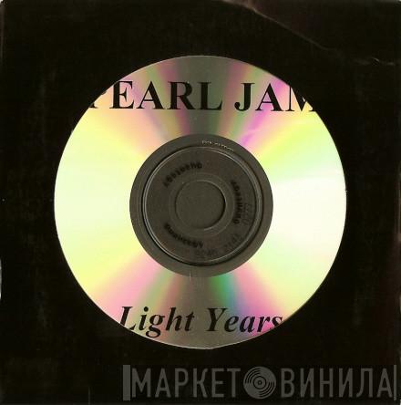  Pearl Jam  - Light Years