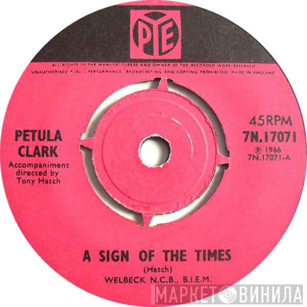 Petula Clark - A Sign Of The Times