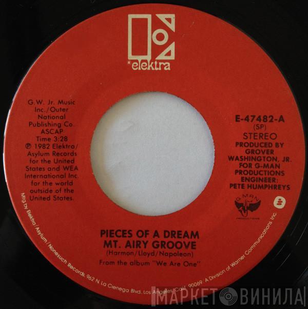  Pieces Of A Dream  - Mt. Airy Groove / Please Don't Do This To Me