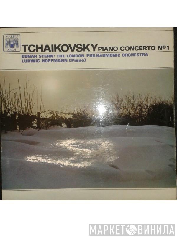 Pyotr Ilyich Tchaikovsky, Gunnar Staern, Ludwig Hoffmann - Piano Concerto N° 1