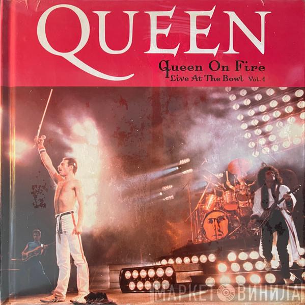  Queen  - Queen On Fire (Live At The Bowl) Vol. 1