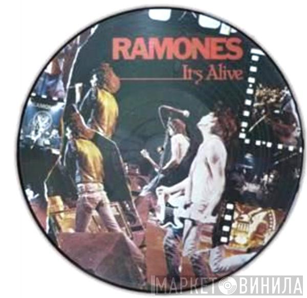  Ramones  - It's Alive