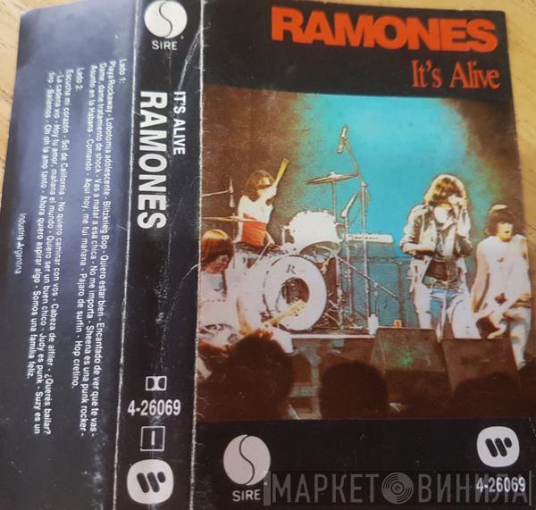  Ramones  - Its Alive