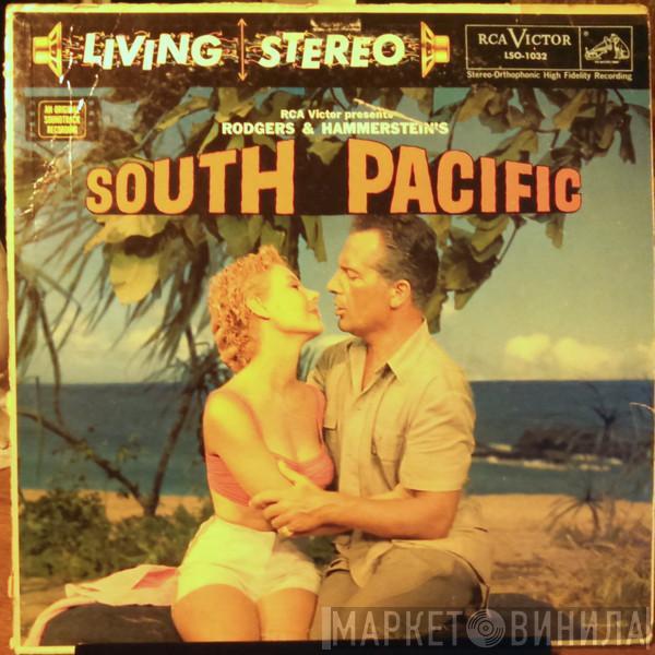  Rodgers & Hammerstein  - RCA Victor Presents Rodgers & Hammerstein's South Pacific (An Original Soundtrack Recording)
